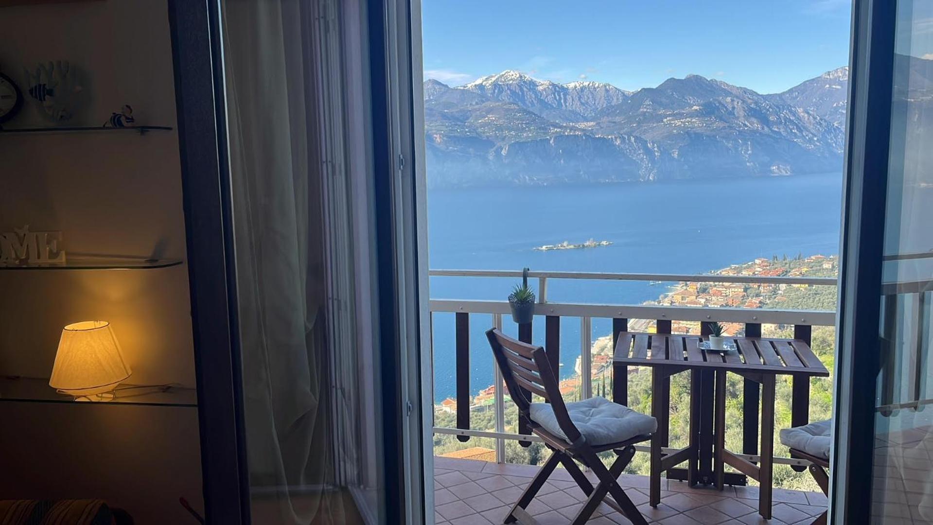 Sheila House Lägenhet Brenzone sul Garda Exteriör bild