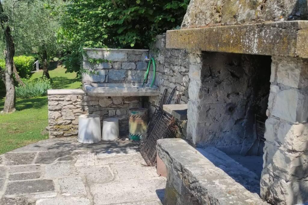 Sheila House Lägenhet Brenzone sul Garda Exteriör bild